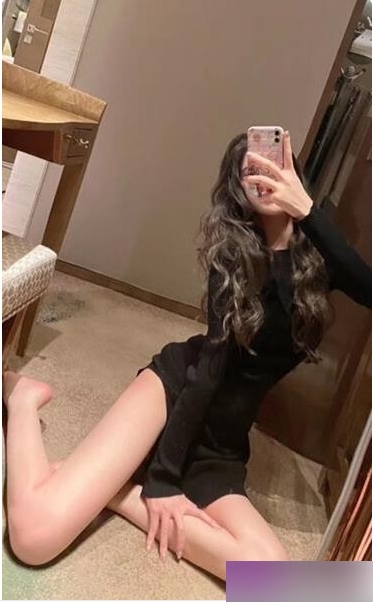 抖音上海健身教练《咸蛋小姐》自拍完整视频