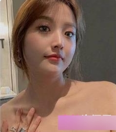 反差婊《24》打粑粑私拍散播17位反差婊