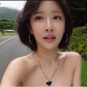 韩国名媛《sunwall》健身房-露天车Z