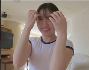 FC2出品岛国国宝级19岁长相甜美纯真的小姑娘的接拍【1V-1.5G】