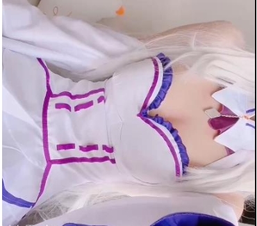 Twitter清纯二次元女神（芋圆），纯白旗袍自拍绝美【2V-407M】