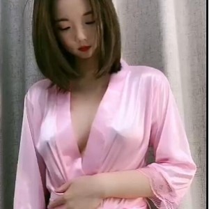 快手完美身材网红（童啵啵）重金定制热舞合集