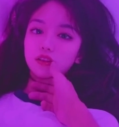 不见星空的最新作品：拉拉队小姐姐加油