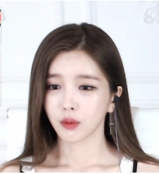 韩国女主播berry0314在ins和YouTube上的直播回放