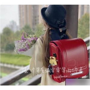 推特知名妹子博主小奥喵的两部露脸作品