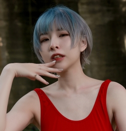 转载搬运：转载搬运的商品标题可能是“转载搬运工具”或者“转载搬运软件”JVID：JVID的商品标题可能是“JVID视频播放器”或者“JVID视频编辑软件”黎菲儿：黎菲儿的商品标题可能是“黎菲儿化妆品”或者“黎菲儿时尚服饰”绝美花神：绝美花神的商品标题可能是“绝美花神花卉种子”或者“绝美花神花卉养护产品”127P1V314M：127P1V314M的商品标题可能是“127P1V314M电子产品”或者“