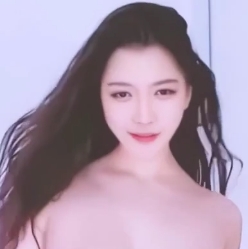 可爱女孩热舞视频