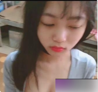 最新展示：百度顽皮调世小女友