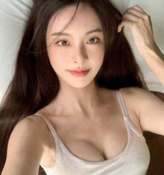 李元玲和李云迪的女徒弟日常私拍视图大合集，超精选身材，nV2.36GB，百度云