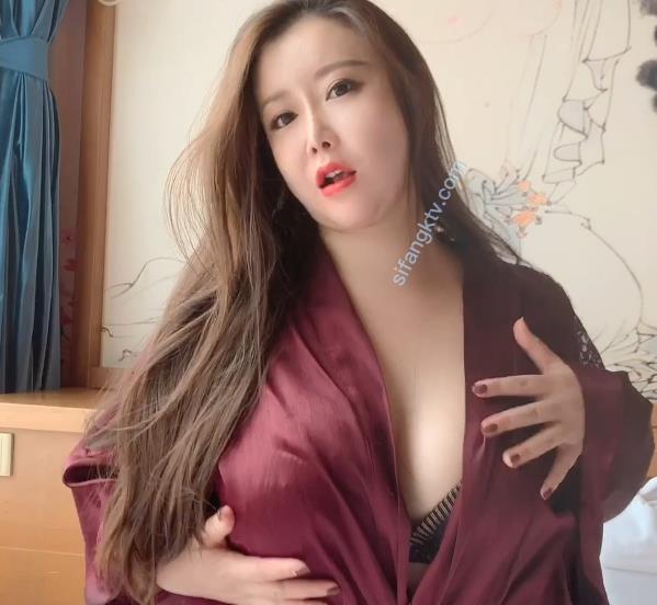 王婉悠的大罩杯女神合租剧情新作