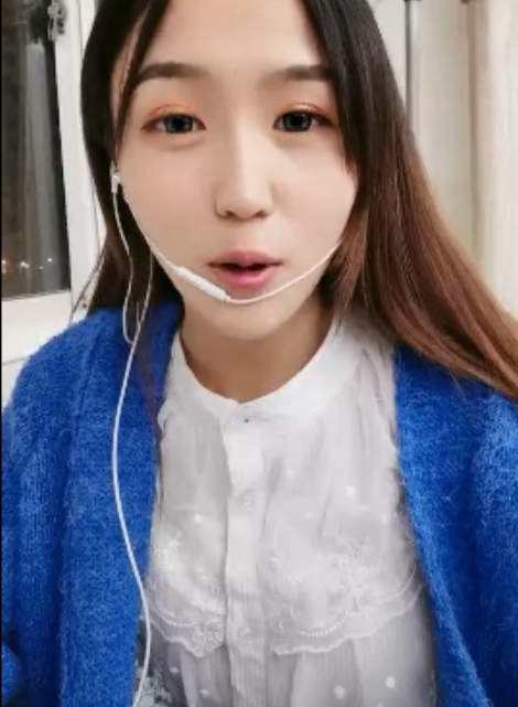 大长腿小学妹：身高176，教室宿舍展示，某处特写，奇怪玩具擦B，主播经典视频