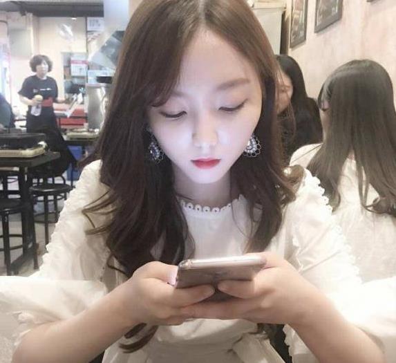 精选模特李时雨回忆录资源合集，身材完美翘臀颜值自我安慰1G视频