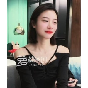 紫萱：美丽温柔的大学生，视频感动人心