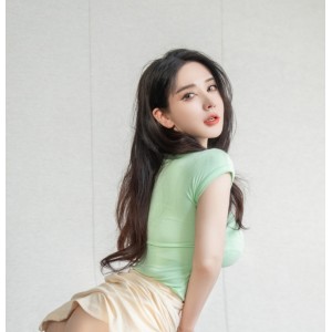 潘娇娇超大罩杯子放飞自我悄悄话清晰视频合集