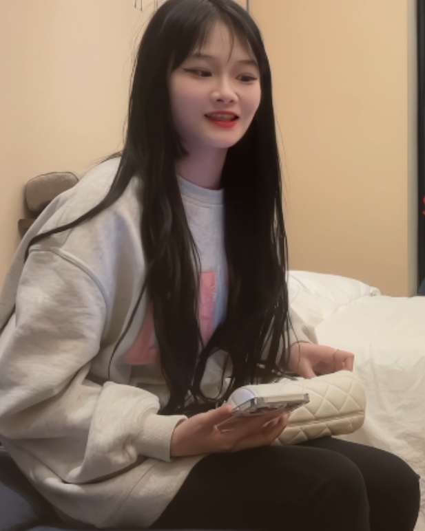 学生妹探花田伯光：百度ED2K收藏288部4K视频