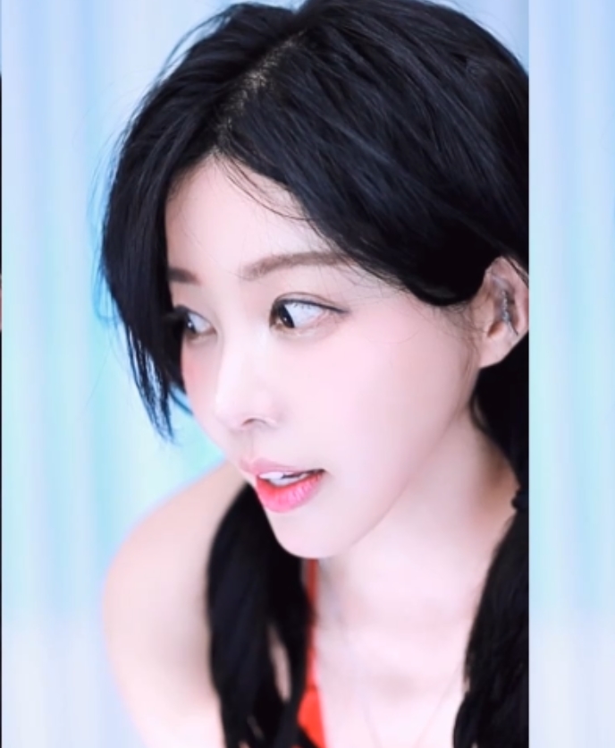 魅力四送！韩国美女主播阿丽莎最新热舞视频合集