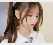 茄子阿雅：清纯靓丽娜美，91自拍无水印合集，顶级黑森林，剧情观看
