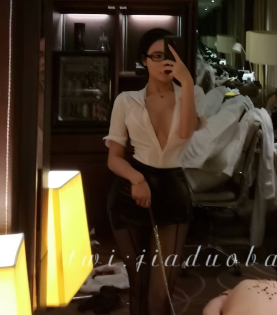 佳多饱人前女神人后小狗补露脸展示合集441个视频新增