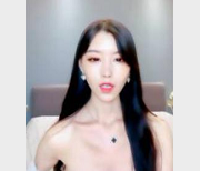 专约老阿姨：凹凸魔鬼身材，约会大神兄弟档合作，白白净净丰满妞，视频精彩不容错过！