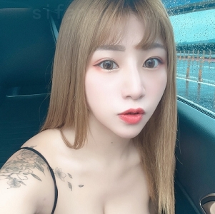 台妹订阅艾玛影片，高清92V，容量2.47G