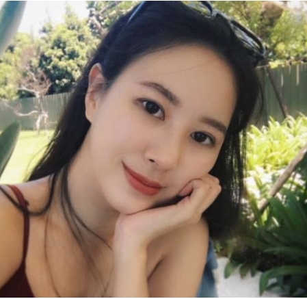 超精品泄密：曝光美女私密高颜值新闻传媒大学宝岛31V/1.33G