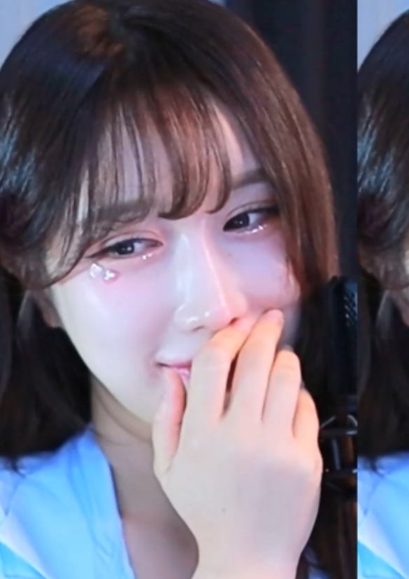 韩国大罩杯女主播蕾颖五一福利：月热舞小合集9v+1.7g，百度盘链接30天有效