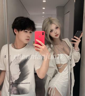 TS-陈念君：神颜网红自拍21V-272M，露脸后花园真身，颜值身材一览无遗！