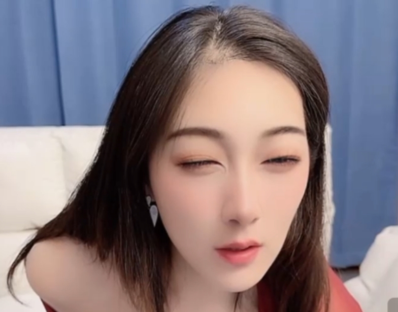 瑜伽女神JingJing高难度双擦放飞自我，放飞自我，爆玩源码获取