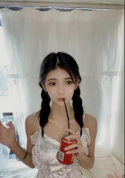 狗头妹子：新人王纯美网红美女主播精选视频合集1.6G