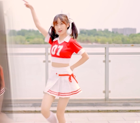 一分一秒B站舞蹈区PMV剪辑：《大棒子》罪状的性感1080P原版MP4