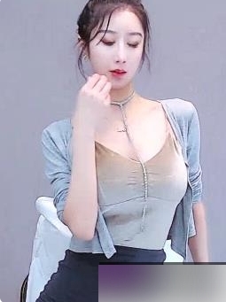 火辣舞姿合集：斗鱼小南南10部视频，总时长0.5小时