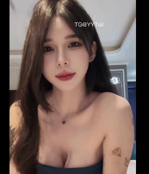 抖音网红李梦琳微密圈合集66V-52M，自拍视频精彩无漏，网友疯狂下载观看！