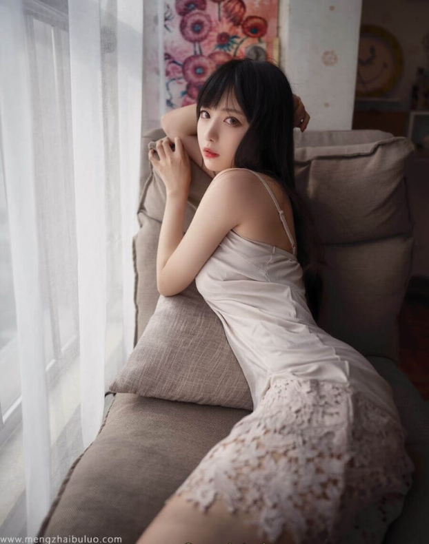 小鹿鹿微博合集：人气女神精彩视频集锦