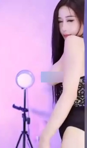 虎牙超人气美女主播桃一，浮力姬尺度作品1V-400m