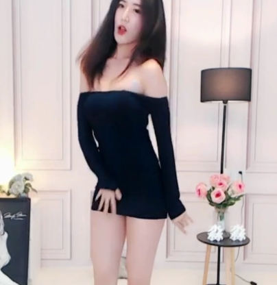 淼淼喵酱热舞合集：黑se、you惑、白色透心凉，共43个视频5.3G