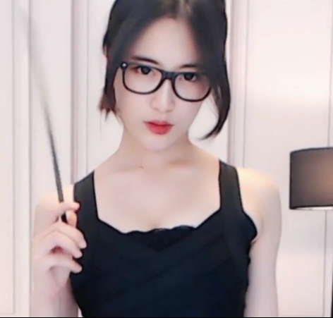 淼淼喵酱热舞合集：黑se、you惑、白色透心凉，共43个视频5.3G