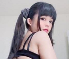 绯红小猫KittyXkum可爱女神嘴艺粉嫩舌头资源合集，11.5G视频冲锋