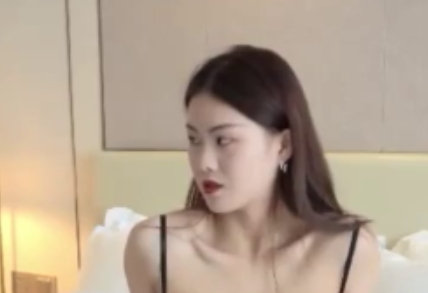 糖心Vlog：青涩大一学妹的开发之旅，互动蹭D引发热议！（1v+219m）