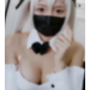《白袜袜福利姬自行打包V+3G视频》