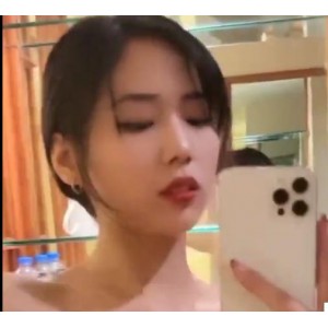 天花板颜值女主，短视频爆弄养眼校花，观看享受