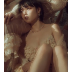 为保护视频质量，请下酝梵解压观看。这部合集将带给您全新的视觉体验，满足您对人体艺术的探索与欣赏。艺术品味与完整宏大的结合，定会让您流连忘返！