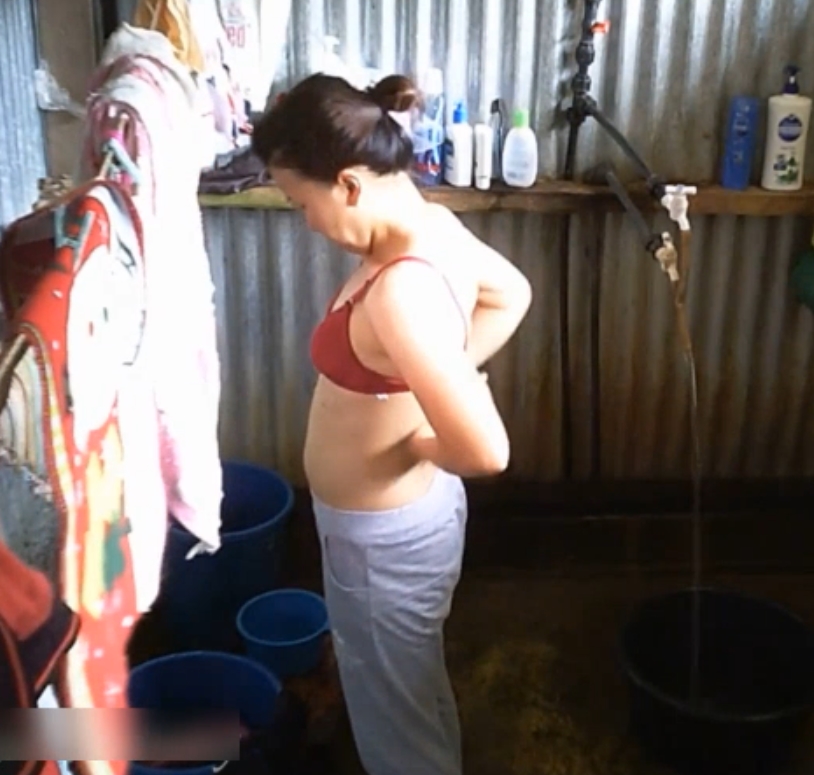 了社会上对家庭暴力问题的讨论。总的来说，这个收藏集既有娱乐性，也有教育性，是一份值得收藏的家庭摄像头视频合集。