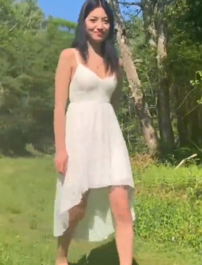 Littleliliana：17v1.2g视频收藏，百度、ED2K热播达73