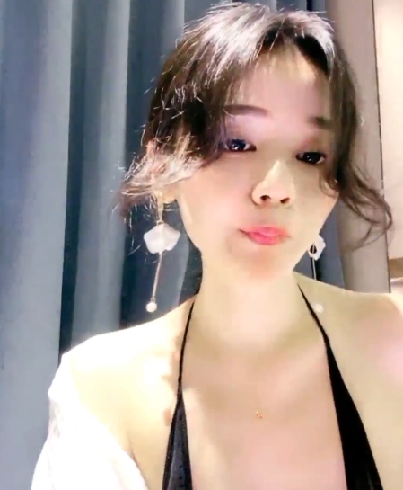 桑哥微信福利+直播合集92v57.4g：收藏增加，百度补充，ED2K链接，西东东贡献