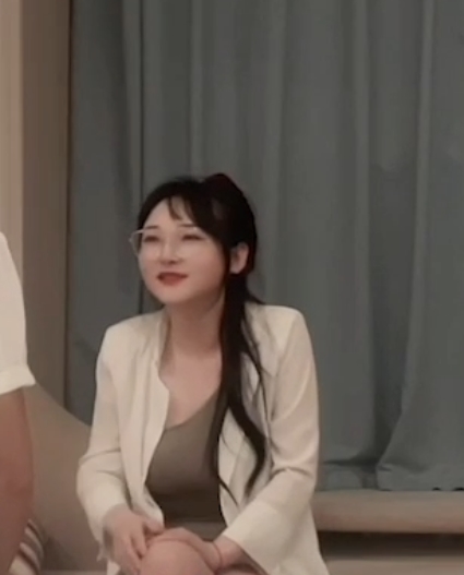 “探花小飞哥高端边缘系列：9部视频6.66G，一网打尽！”