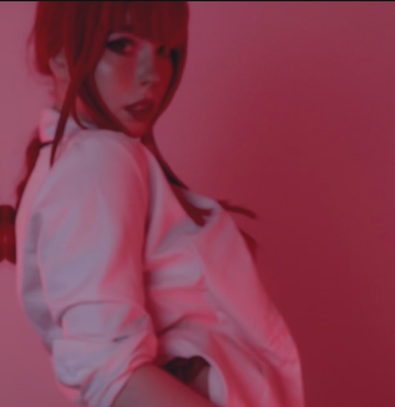 llyRedWolf粉丝们的福利，也是对Cosplay爱好者们的一次难得的收藏机会。无论是想要欣赏MollyRedWolf的精彩表演，还是想要学习她的Cosplay技术，这个合集都能满足你的需求。不要再犹豫了，赶快点击百度搜索，找到ED2K链接，下载这个女神CoserMollyRedWolf合集105v145g补，让你的Cosplay世界更加精彩！