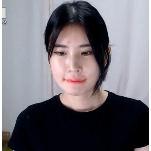 韩国主播ekgpH级御姐风格直播17.4GG身材10V高清甩奶按摩视频收藏