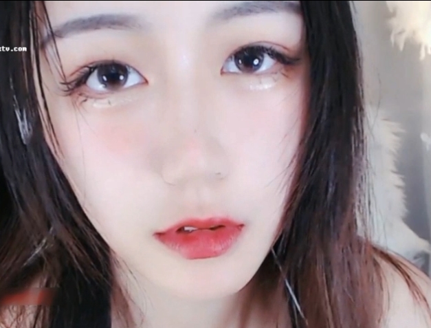 《浮力姬小琪软糖》18R土豪待遇视频合集人气女神斗鱼主播