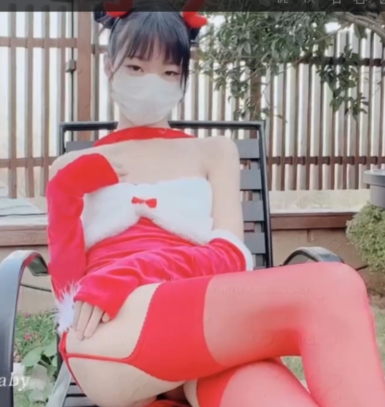 米娜学姐最新合集104v53.9g，红边丝袜黑丝胡桃，视频丰富更新收藏链接