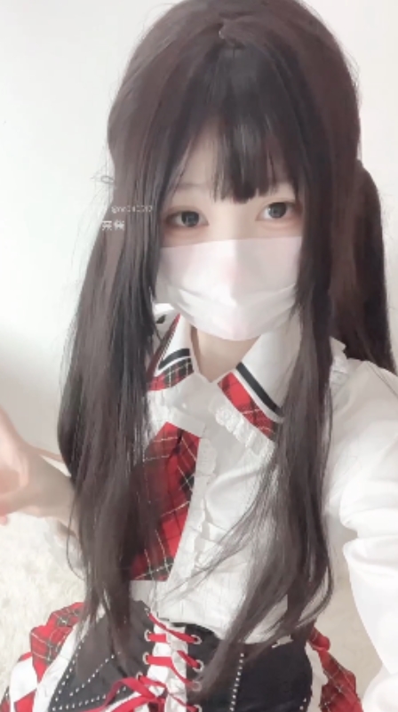 反差小妹子小灵酱：13v3.8g视频收藏狂潮